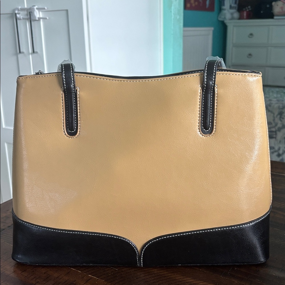 NWT Veagan Leather patched Elegant Multicolor Leather Satchel with dustbag New